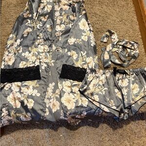 Floral Satin Robe Set - Gray and Cream